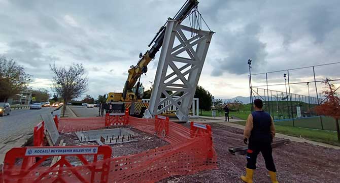 Kocaeli Kongre Merkezi üstgeçidi yılsonuna hazır