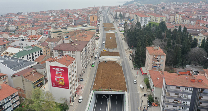 Köprülü kavşakta çevre düzenlemesi