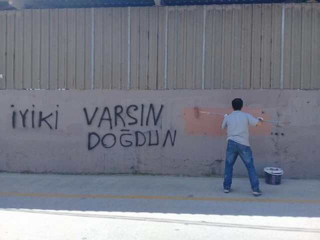 KÖRFEZDE DUVAR TEMİZLİĞİ