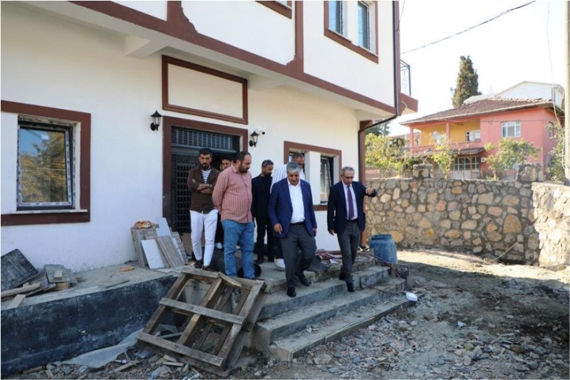 Köy Konaklarını İnceledi