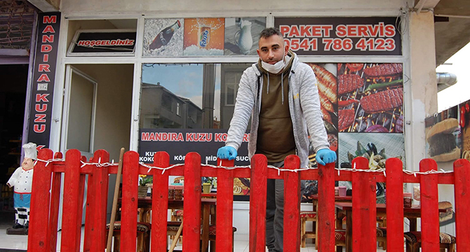 MANDIRA KUZU KOKOREÇ ÇAYIROVA'YA DEĞER KATTI