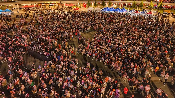 Milli İrade Meydanı bir sınavı daha başarıyla geçti