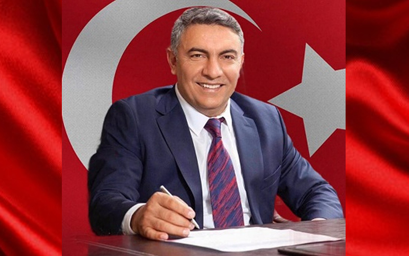 MUHTARLARIMIZ DEMOKRASİNİN TEMEL TAŞIDIR 