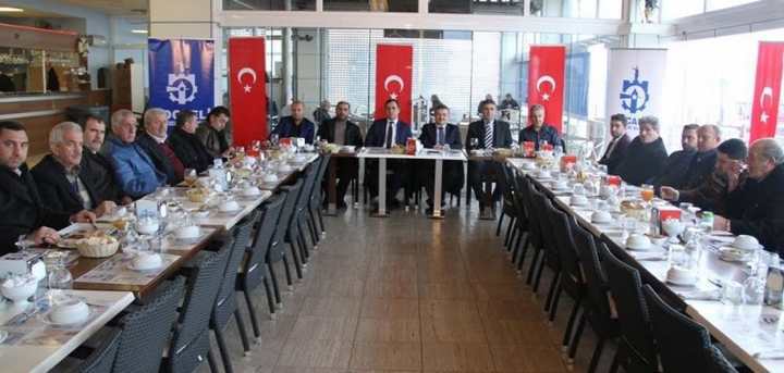 Muhtarlarla yapılan istişare toplantıları çok verimli geçiyor