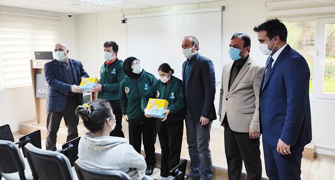 Özel öğrencilerden geri dönüşüm sergisi