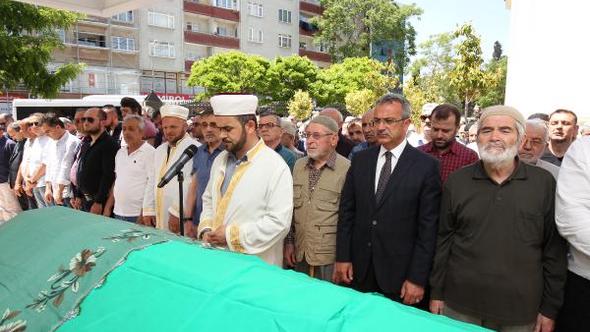 Şehit Filistinliler için gıyabi cenaze namazı kılındı