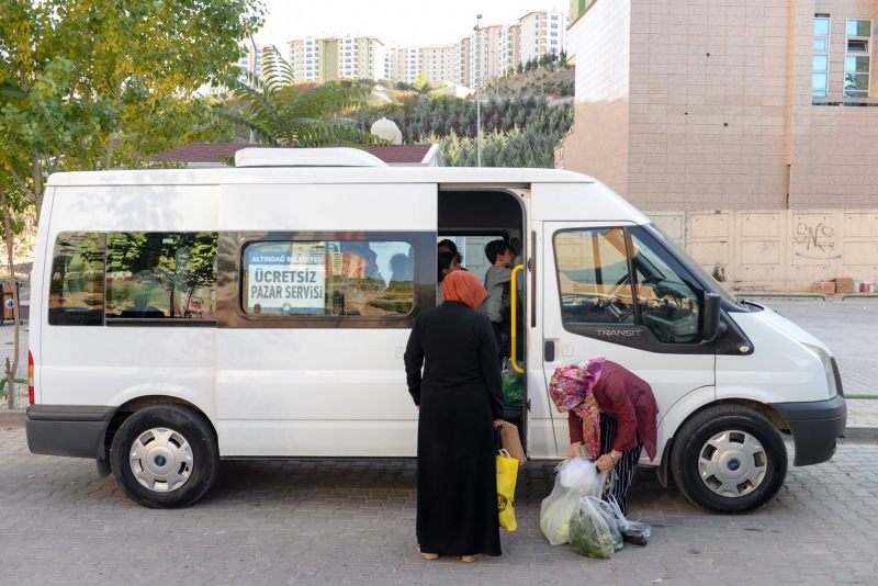 Semt pazarlarına servis hizmeti yeniden başladı