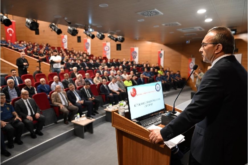 Vali Yavuz, İl Emniyet Müdürlüğü Rütbe Terfi Törenine Katıldı