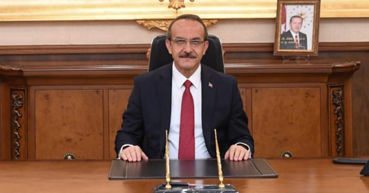 Vali yeğenini özel kalem müdürü atadı
