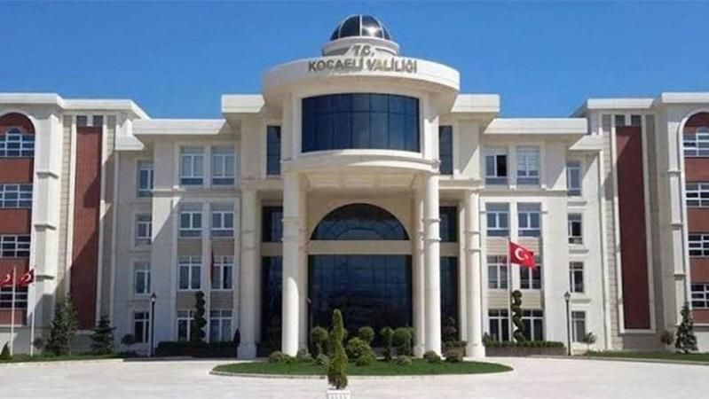 Valilik Duyurdu! Mesai Saatlerinde Değişikliğe Gidildi