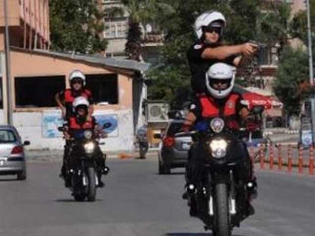 YAŞLI KADIN 35.000 TL Yİ AZ DAHA KAPTIRIYORDU