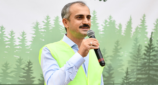 Yeşil alanları artırmak için var gücümüzle çalışıyoruz