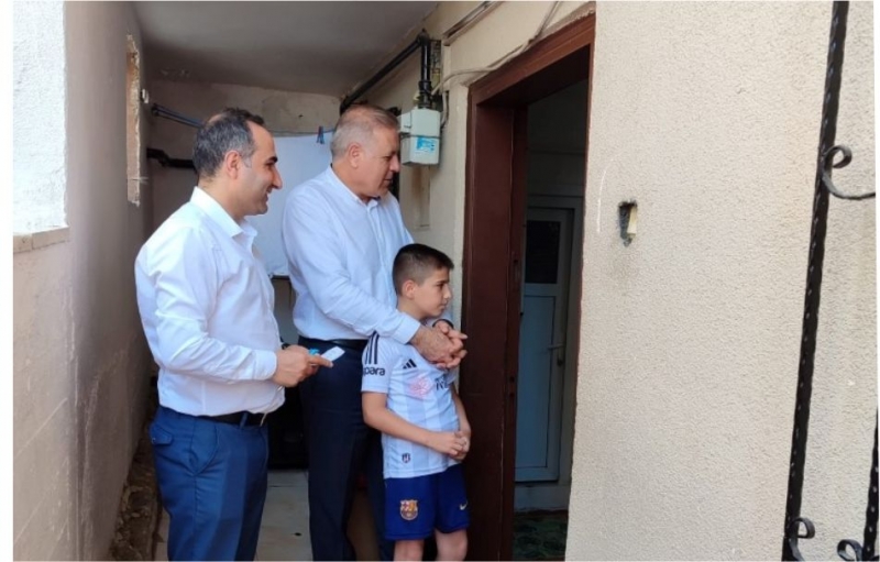 Ziyaretleri Devam Ediyor