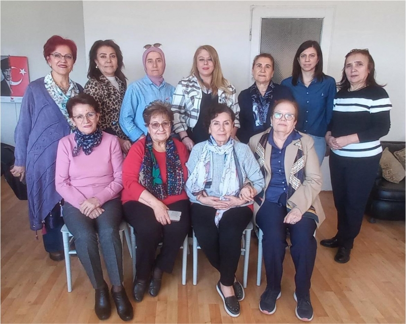 12 İlçe 12 Kadın Kitabı İzmit’ten Yola Çıktı