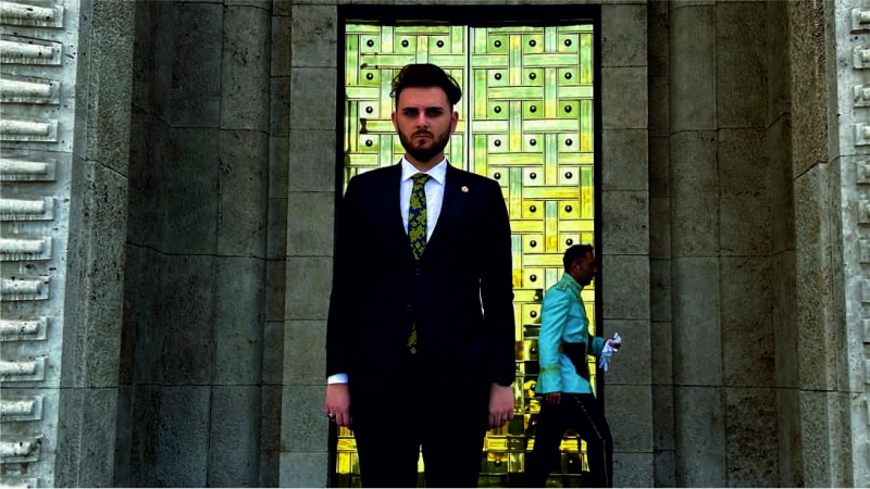 Aslantaş: rektörler yemekhanelerin rezilliğinden bihaber!