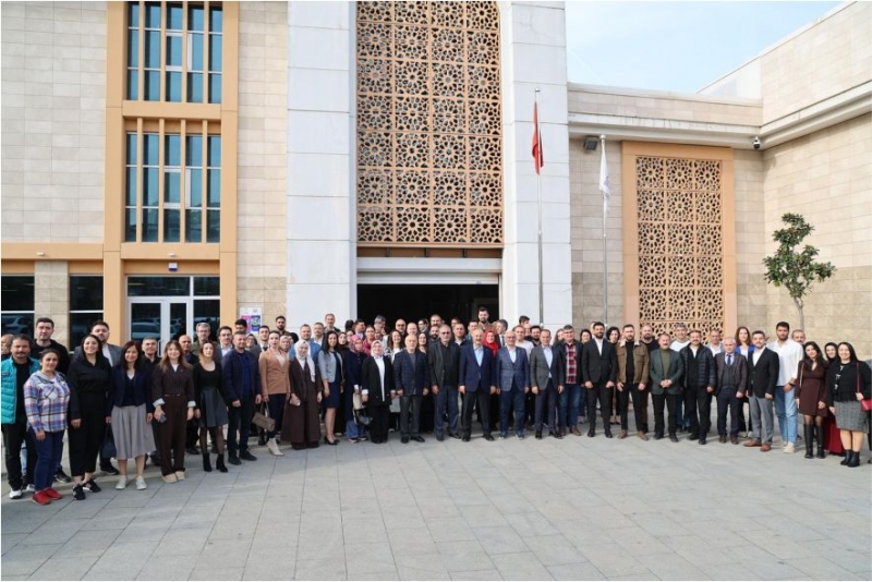 BAŞKAN BÜYÜKGÖZ ÖĞRETMENLERLE BİR ARAYA GELDİ