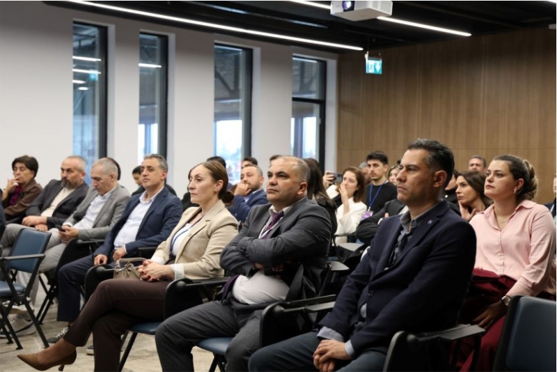 Bilişim Fuarı'nda güncel teknolojiler masaya yatırıldı