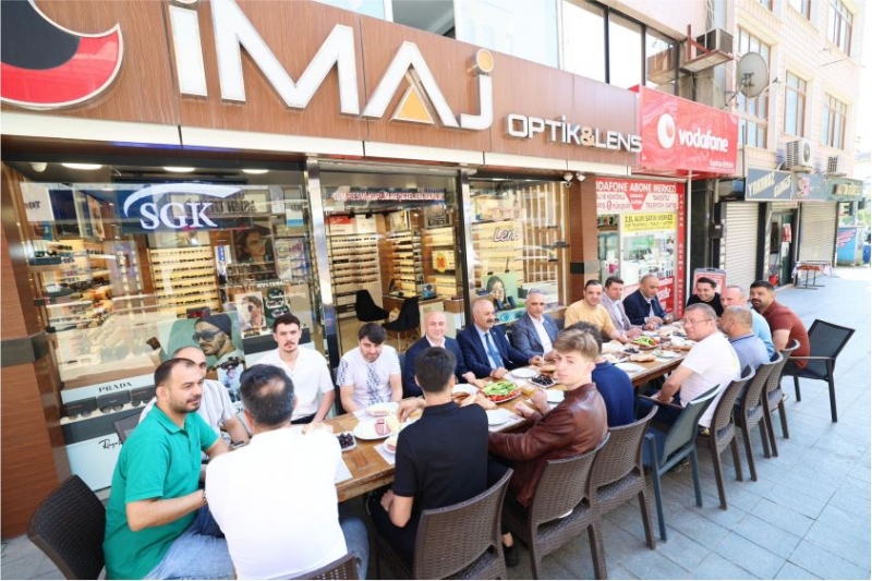  Eskiçarşı Esnafıyla Kahvaltıda Buluştu