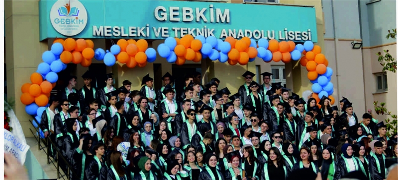 Gebkim mtal ilk mezunlarını verdi