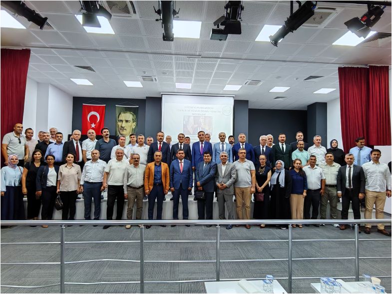 GTÜ Rektörü Çayırova’daki Söyleşide Konuştu