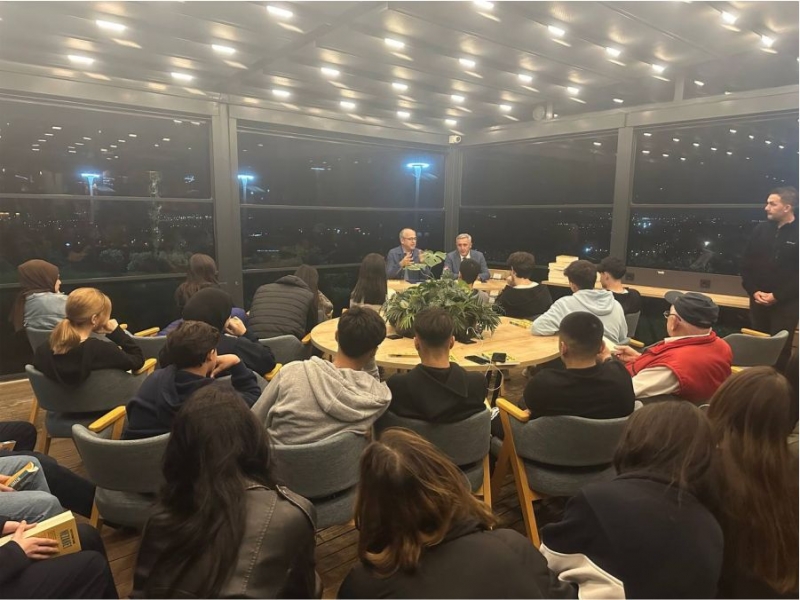 Kitap Günleri’nin ilk söyleşisi Akse Kitap Kahve’de