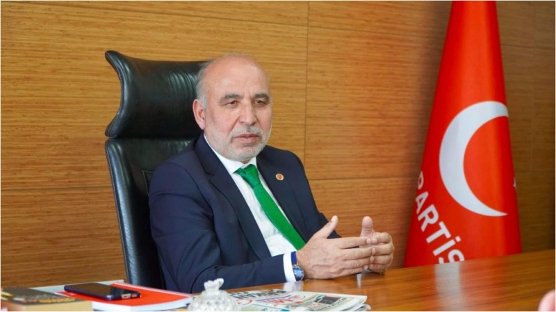 “ÖĞRETMENLERİMİZE EĞİTİM ÜCRETLERİ ORANINDA ZAM VERİLMELİ”