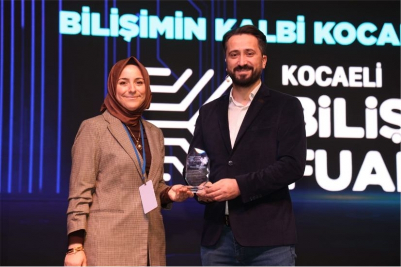 Yapay zekâ çağında kritik başlıklar ele alındı