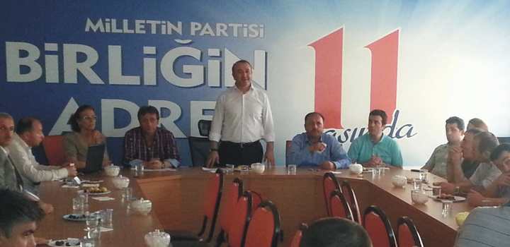 AK PARTİ’DE İSTİŞARE TOPLANTISI