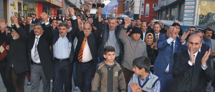 Ardahanlılar Dalkılıç’ Bağrına Bastı