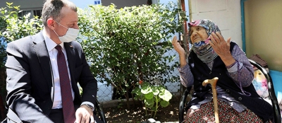 112 yaşındaki Güllü Nineyi unutmadılar