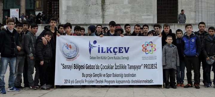 İLK-ÇEV Gençlik'ten İstanbul Kültür Gezisi