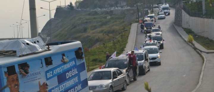 Dilovası’nda tarihi konvoy