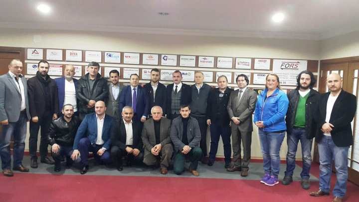 EMLAKÇILAR ZİRVESİ