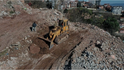 421 bina yıkıldı,