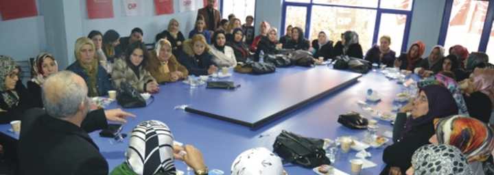 Dilovası Chp’li Kadınlar Kavhaltıda Bir Araya Geldi