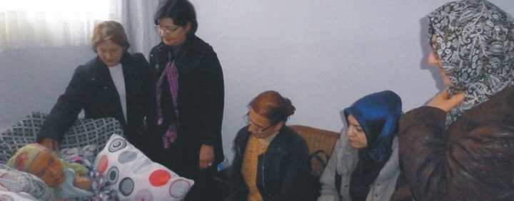 Ak Partili Kadınlar Arı Gibi Çalışıyor