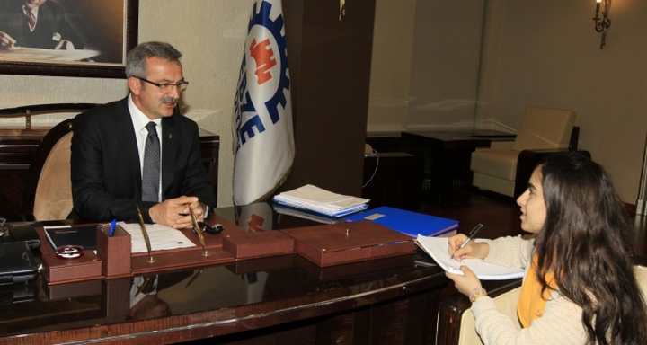 Röportaj için Köşker’in kapısını çaldı!