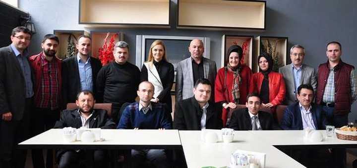 BEYAZ AY HER ZAMAN FARKLI