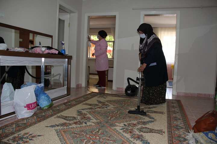 Evde Bakım Hizmetleri Devam Ediyor