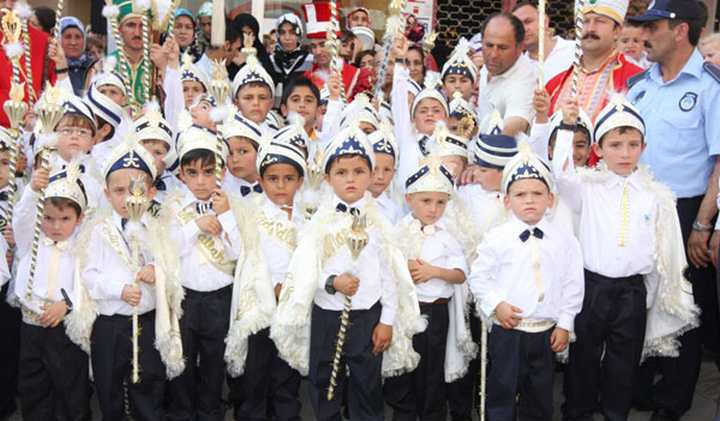 ÇAYIROVADA SÜNNET ŞÖLENİ BAŞLIYOR