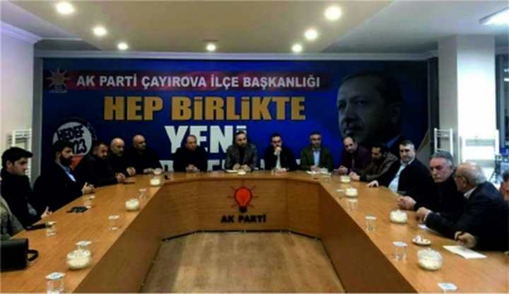 GÜR MAHALLE MAHALLE ÇALIŞIYOR