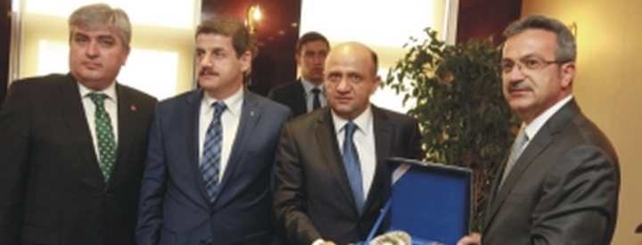 Bakan Işık Gebze’de