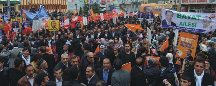 AK Parti Dilovası'n da Miting gibi Açılış