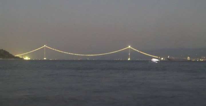 KÖRFEZ KÖPRÜSÜ IŞIL IŞIL