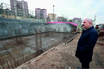 AHMET PENBEGÜLLÜ PARKI YENİLENİYOR