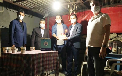 AK Genç Dilovası’ndan 19 Mayıs doğumlu gençlere sürpriz