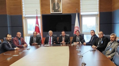 AK Parti Bursa vekillerinden İnternet Gazeteciliği Yasası'na tam destek