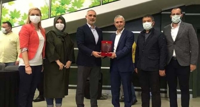  AK Parti Gebze Vefa’yı sürdürüyor