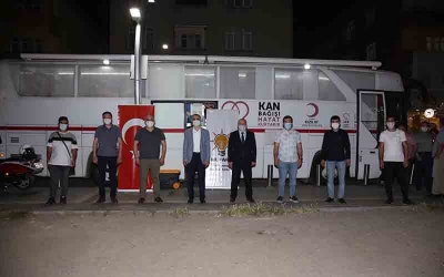 Ak parti'den kan bağışı