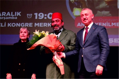 “Akif’e olan borcumuzu ancak Asım’ın Neslini anlayarak ödeyebiliriz”